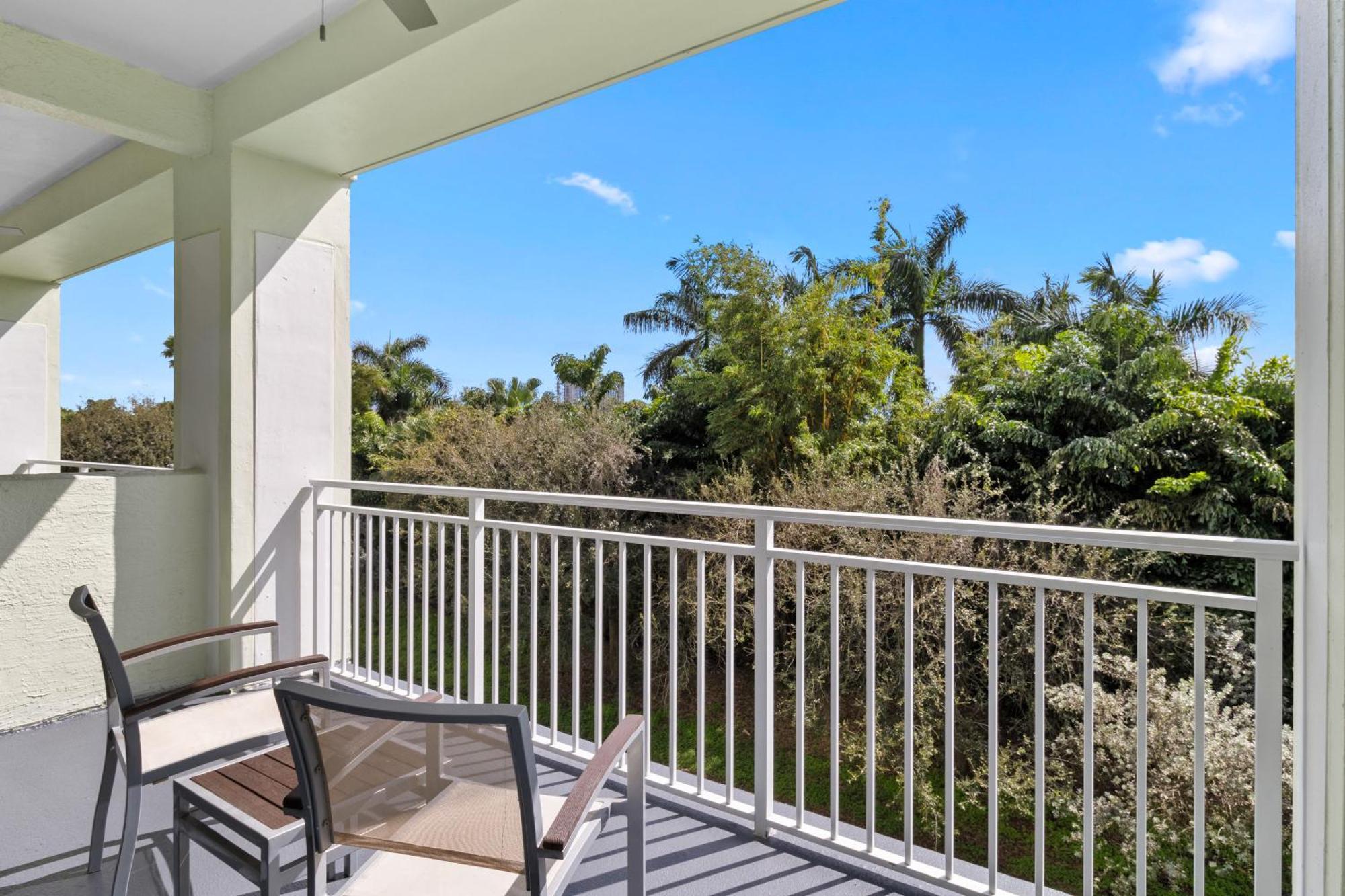 Provident Doral At The Blue Hotel Exterior photo
