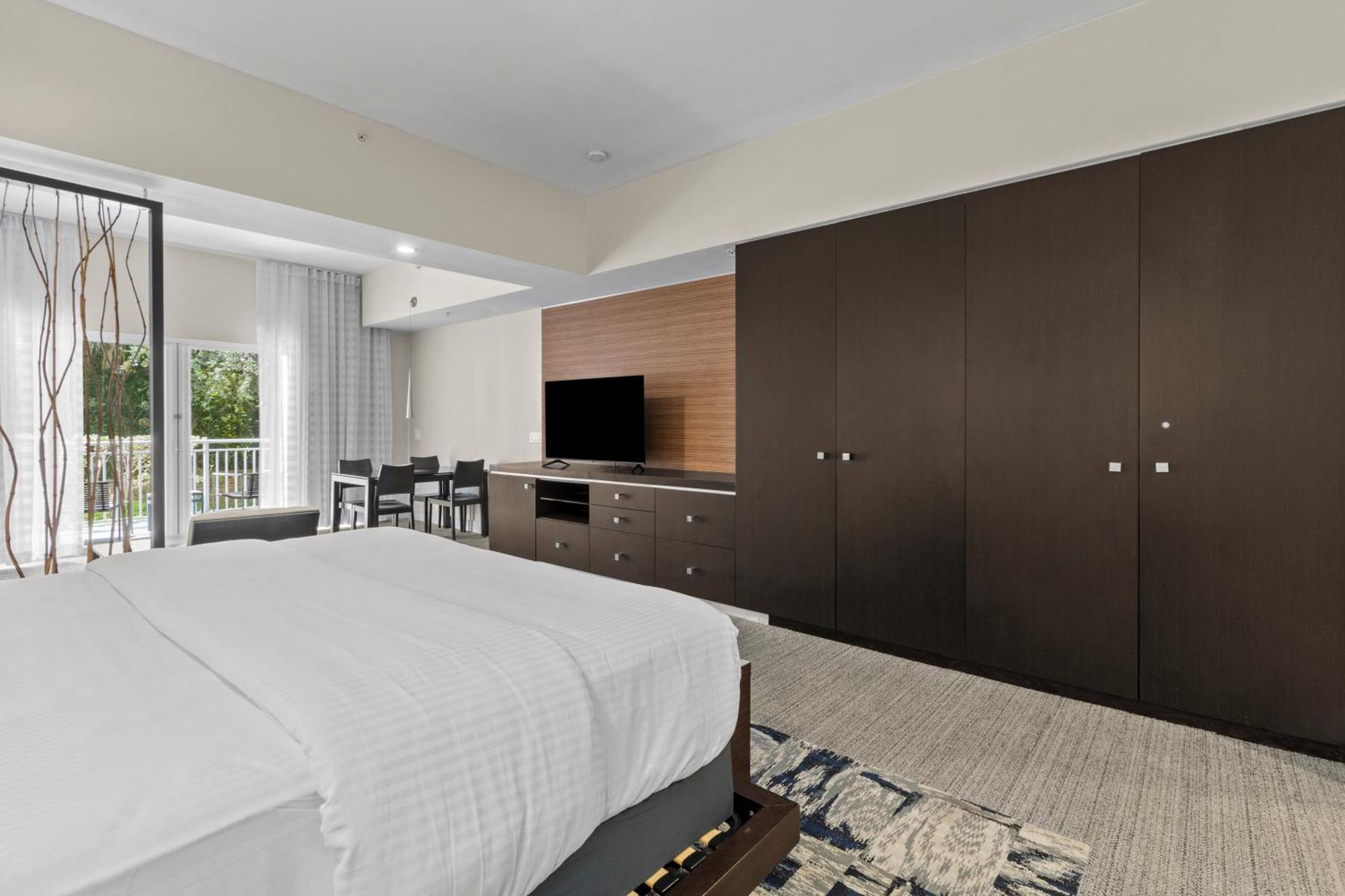 Provident Doral At The Blue Hotel Exterior photo