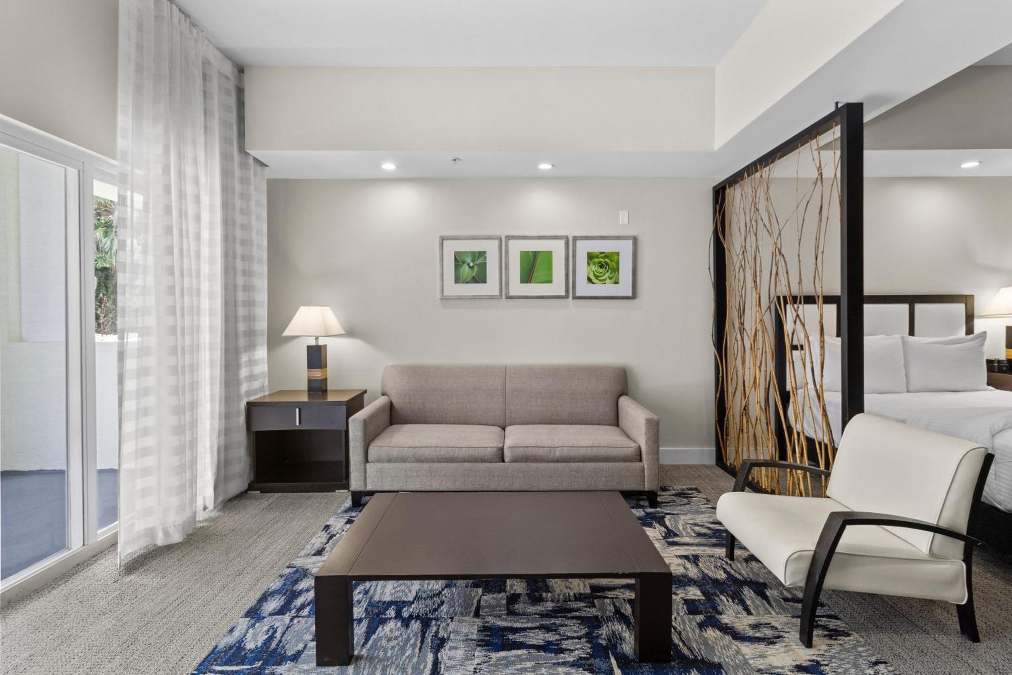Provident Doral At The Blue Hotel Exterior photo