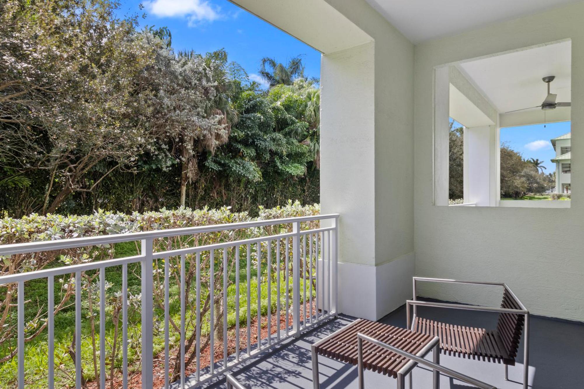 Provident Doral At The Blue Hotel Exterior photo